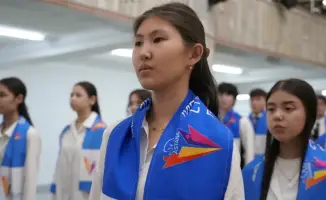 Астана: 74 новых маяка лидерства зажглись в школьных и студенческих парламентах