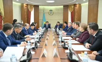 Обсуждение роли Декларации о государственном суверенитете в укреплении правового государства в международном контексте