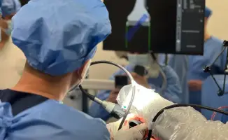 Роботизированные операции по эндопротезированию суставов в Ташкенте: международное сотрудничество в области медицины