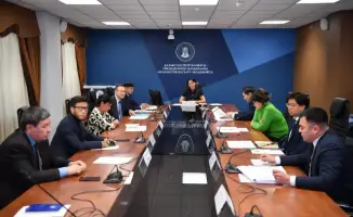 Обсуждение этики и повышения качества работы госслужащих на заседании Общественного совета при АДГС