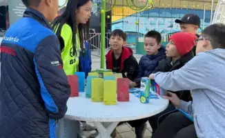 Поддержка экологических инициатив на турнире Almaty Open: чернила из смога и переработанные шахматы
