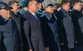 Павлодар отметил День Республики поднятием флага