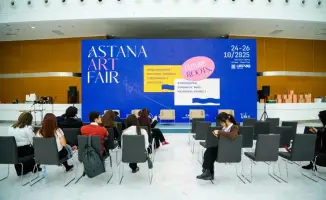 Выставка современного искусства AstanaArt-Fair в Астане более 200 работ художников Центральной Азии и России