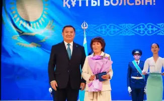 Награждение акмолинцев за вклад в развитие региона в рамках Дня Республики