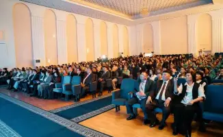 Профессиональный праздник работников социальной сферы в Абайской области: вклад в развитие социального благополучия региона