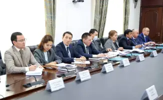 Председатель Высшего Судебного Совета Казахстана подчеркивает важность цифровизации в правосудии на аппаратном совещании