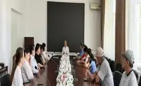 Шетелде діни білім алу: жастардың қауіпсіздігі мен қоғамдағы әсері