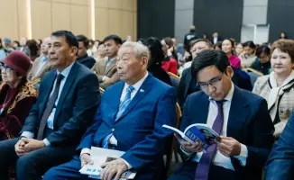 Культурные мероприятия в Атырау укрепляют наследие Жумекена Нажимеденова и вдохновляют новое поколение