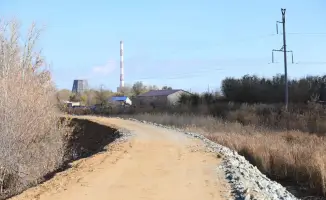 Жители Актобе ожидают улучшения ситуации с паводками благодаря строительству дамбы