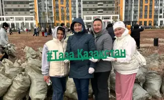 Студенты Astana IT University активно участвуют в экоакции «Таза Қазақстан» по уборке территории в Астане