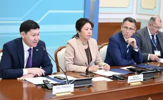 Казахстан обсуждает права человека с дипломатами