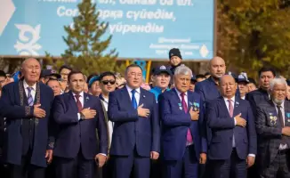 День Республики в Алматинской области: награждение активистов и выступления артистов