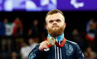 Трижды чемпион: Дегтярев покорил мир пара пауэрлифтинга!