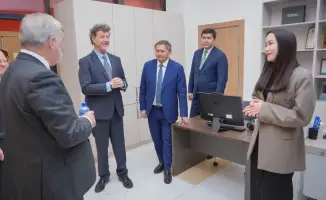 Лорд Алдердайс обсудил академическое сотрудничество между Казахстаном и Великобританией в рамках визита в Астану