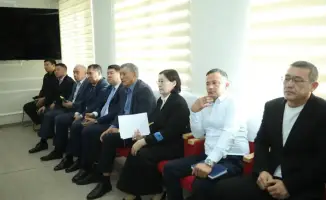 Встреча Нурдаулета Килыбая с промышленными предприятиями и безработными в Мангистау