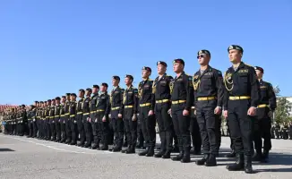 Торжественная церемония проводов более 500 морских пехотинцев в Актау: значимость службы и достижения военнослужащих