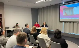 Первый вице-министр торговли и интеграции встретилась с алматинским бизнесом для обсуждения новых правил ценообразования и взаимодействия с маркетплейсами.