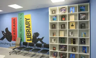 В Астане открылась новая библиотека с современным читальным залом и коворкингом