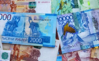 Рубль растет в цене, но теряет популярность в Казахстане