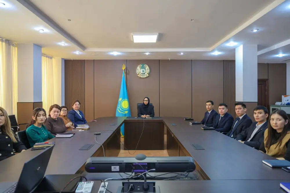 В Министерстве состоялся семинар на тему антикоррупционной политики (5)