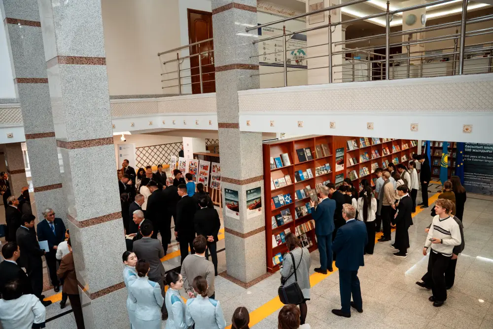 В Национальной академической библиотеке Казахстана открыт уголок эстонской литературы (6)