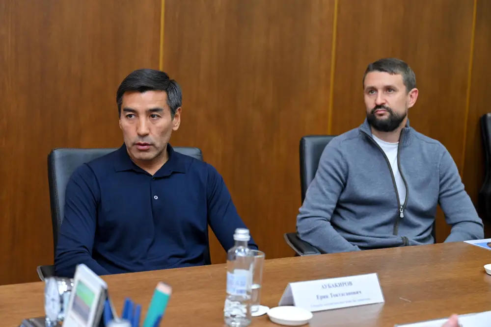 В Семее обсудили строительство детской академии по футзалу (2)