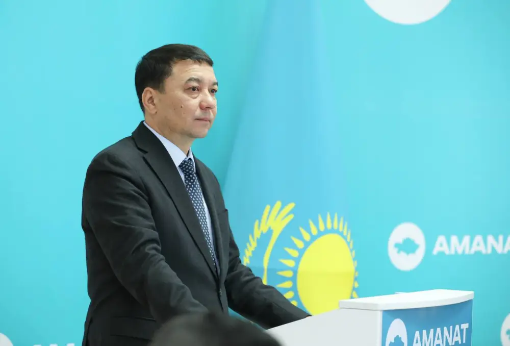 В Мангистауской области состоялось заседание депутатской фракции партии «АМАNАТ» (4)