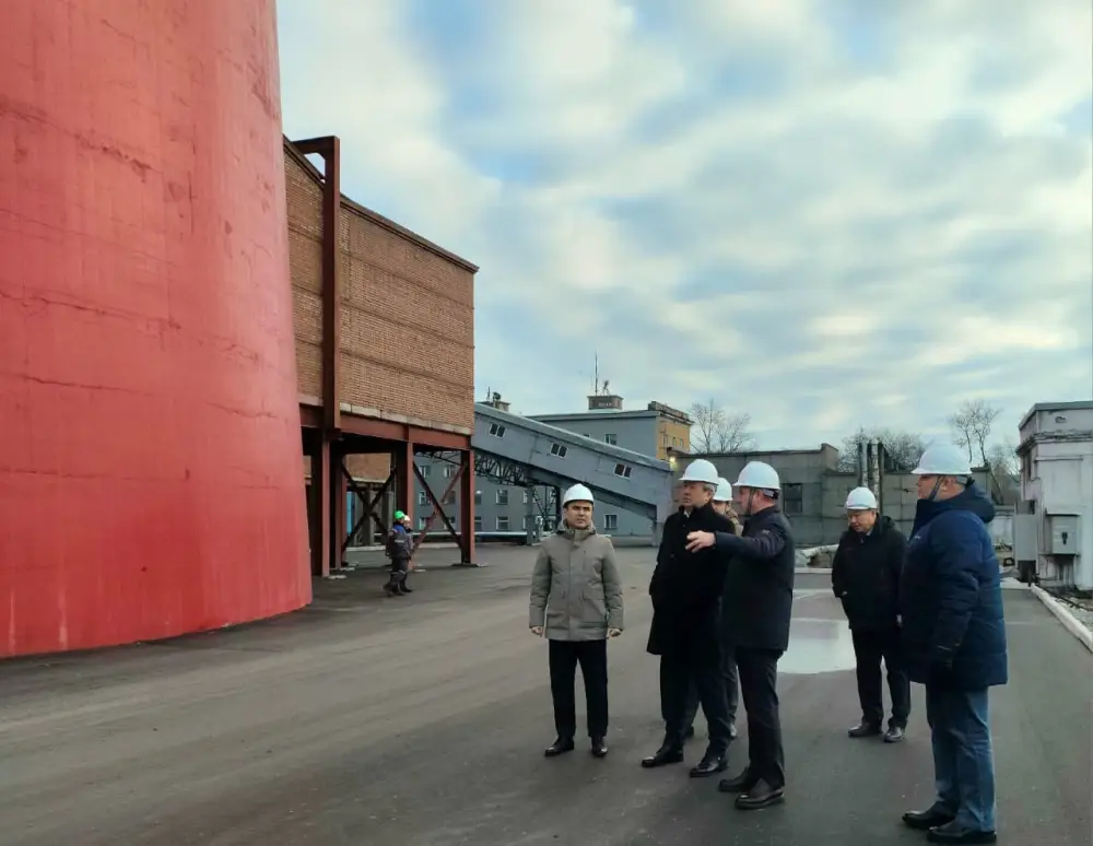 Петропавловская ТЭЦ-2 вошла в отопительный сезон с новой дымовой трубой (3)