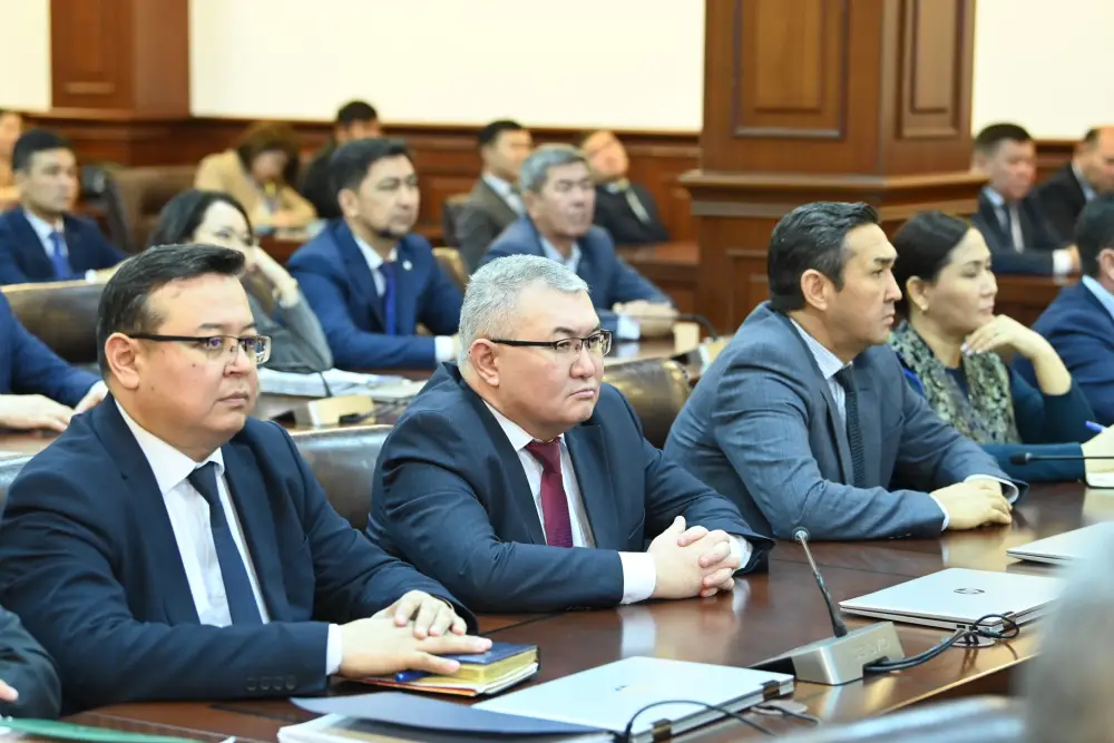 Обсуждены задачи, поставленные в Послании (7)