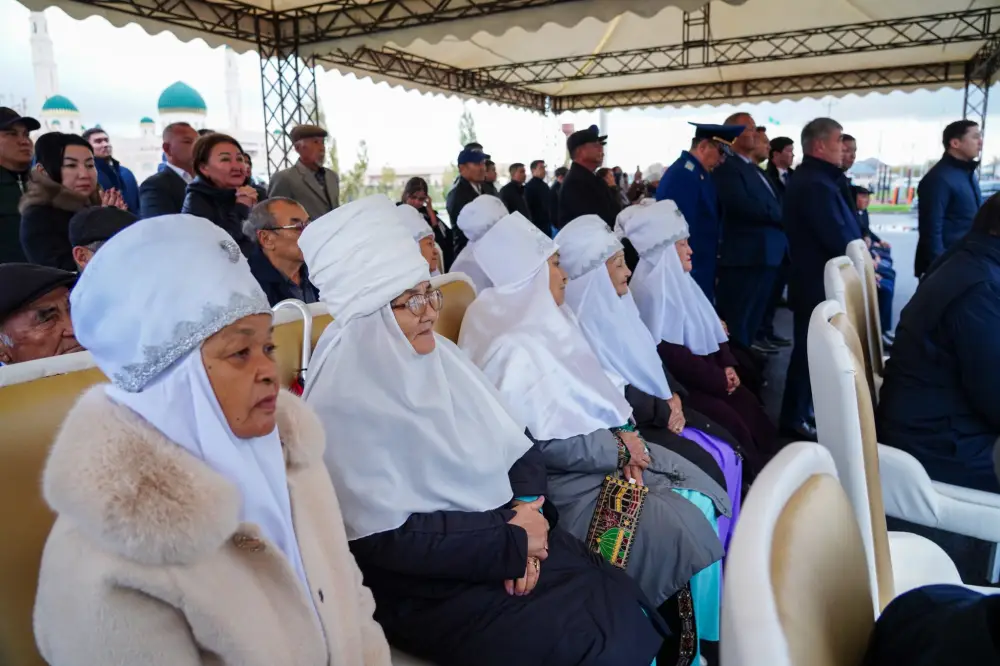 ТУРКЕСТАН: В КЕЛЕССКОМ РАЙОНЕ ОТКРЫЛСЯ СПОРТИВНЫЙ КОМПЛЕКС НА 250 МЕСТ (2)