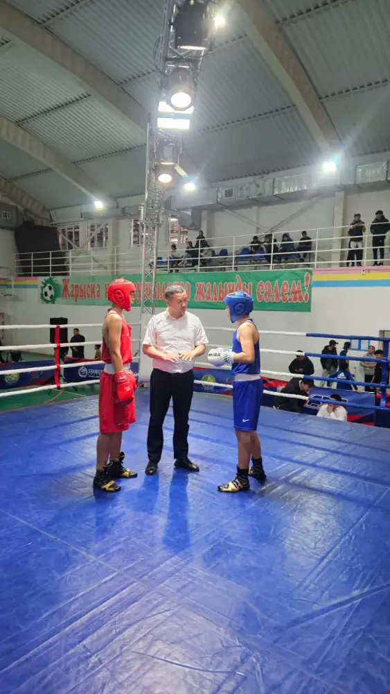 В Атырау проходит республиканский турнир по боксу среди подростков (3)