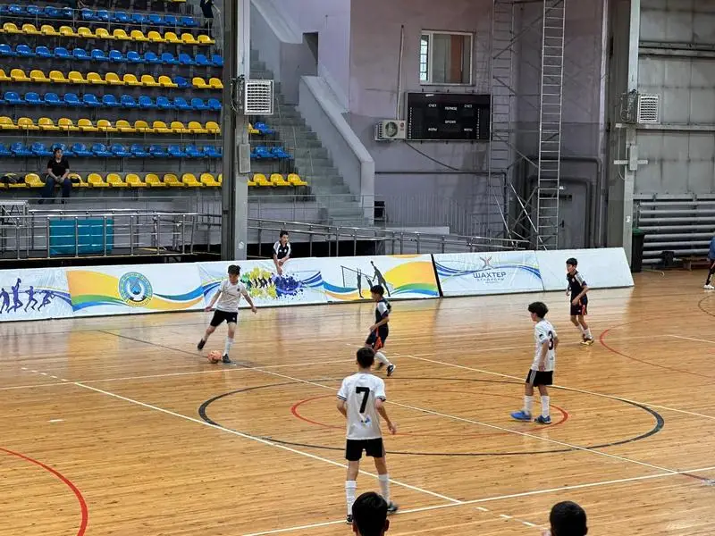 В Караганде определили победителей Кубка памяти Балапана Абенова по мини-футболу (5)