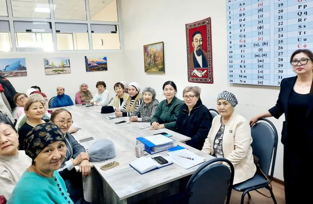 В Астане прошел психологический тренинг для пенсионеров (2)