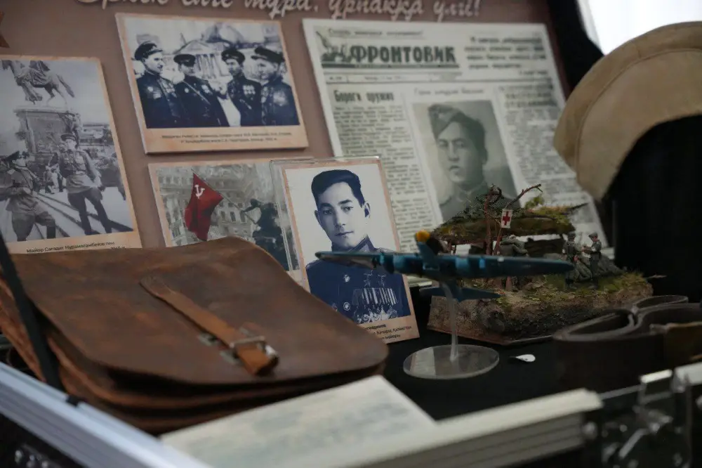 В Северо-Казахстанской области прошли встречи военнослужащих со школьниками и рабочей молодежью (2)