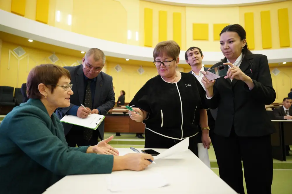 Продолжается интенсивная программа подготовки руководителей территориальных избирательных комиссий (5)