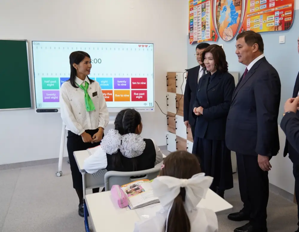 В Кызылординской области открылась десятая «Келешек мектебі» – министр просвещения Жулдыз Сулейменова посетила регион с рабочим визитом (4)