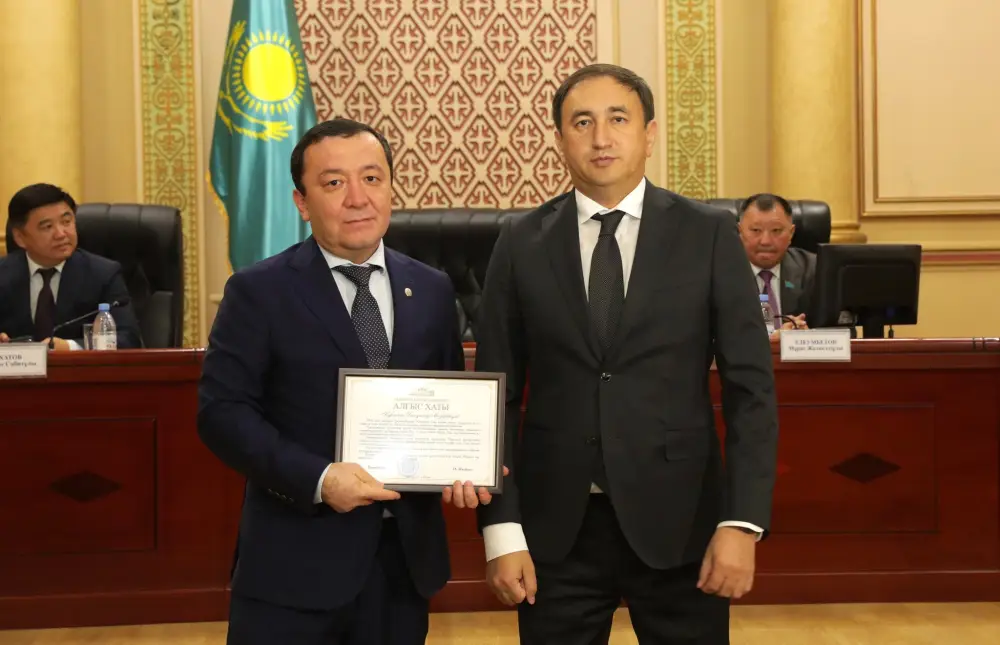 Выразил благодарность гражданам (7)