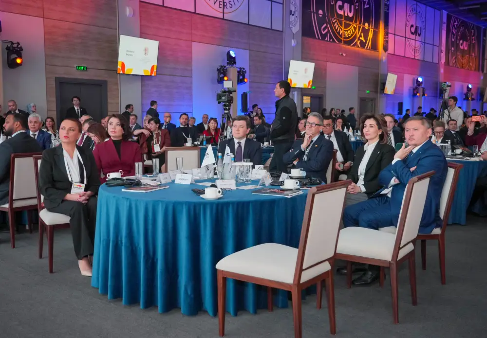 Министр принял участие в международном форуме QS Eurasia Forum 2025 в Ташкенте (10)