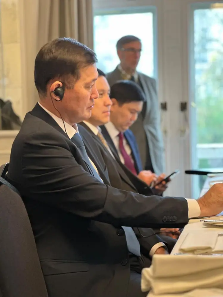 Казахстан и Великобритания завершили парафирование ветсертификата на импорт генетического материала сельхозживотных (2)