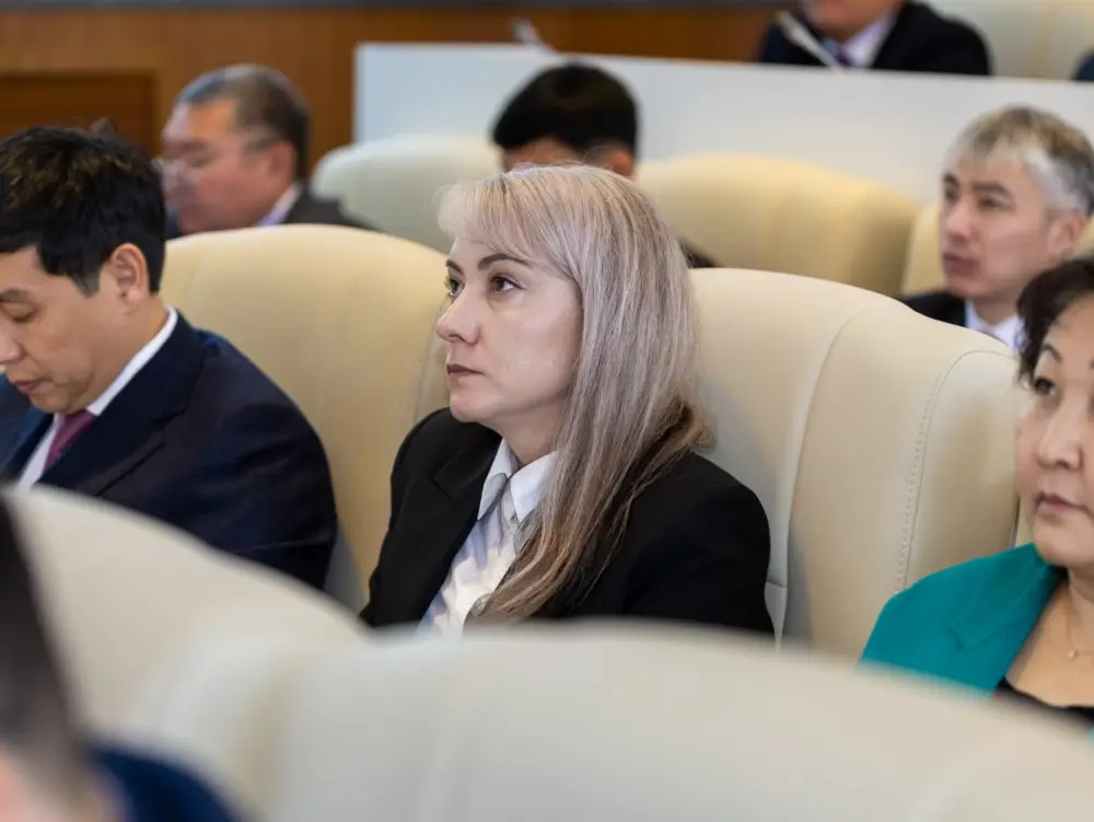 В ВКО прошло заседание акимата: рассмотрены вопросы АПК, геологии и интернета (4)