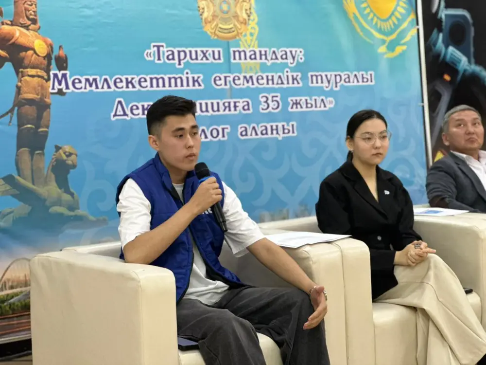 ИСТОРИЧЕСКИЙ ВЫБОР: К 35-ЛЕТИЮ ДЕКЛАРАЦИИ О ГОСУДАРСТВЕННОМ СУВЕРЕНИТЕТЕ (6)