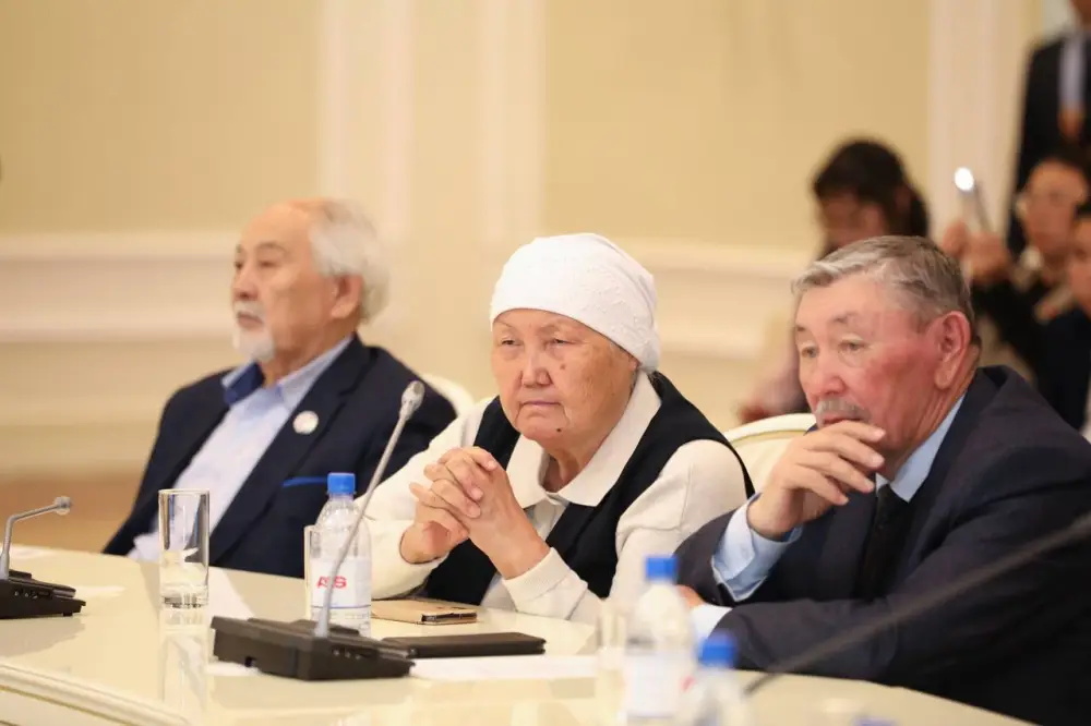 В Мангистау прошла республиканская конференция, посвященная 150-летию Тобанияза Алниязулы (7)