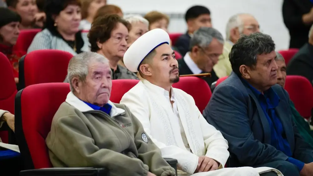 Советник Президента РК провел встречу с жителями района Улкен Нарын (2)