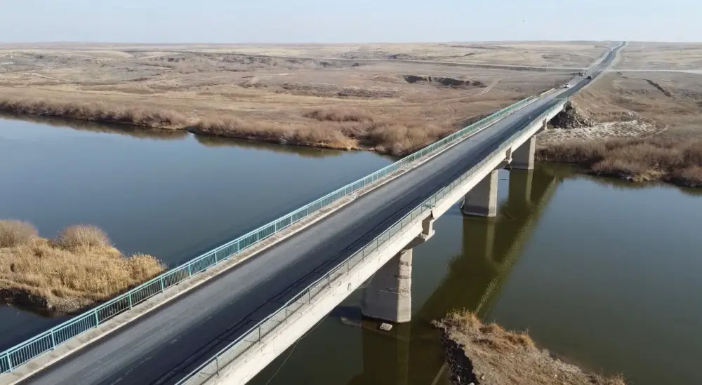 Долгожданная дорога для жителей: трасса «Жаксы – Державинск» уложен асфальт (4)
