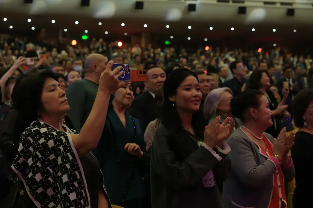 90-летний рубеж: Казахская государственная академическая филармония имени Жамбыла отметила юбилей (8)