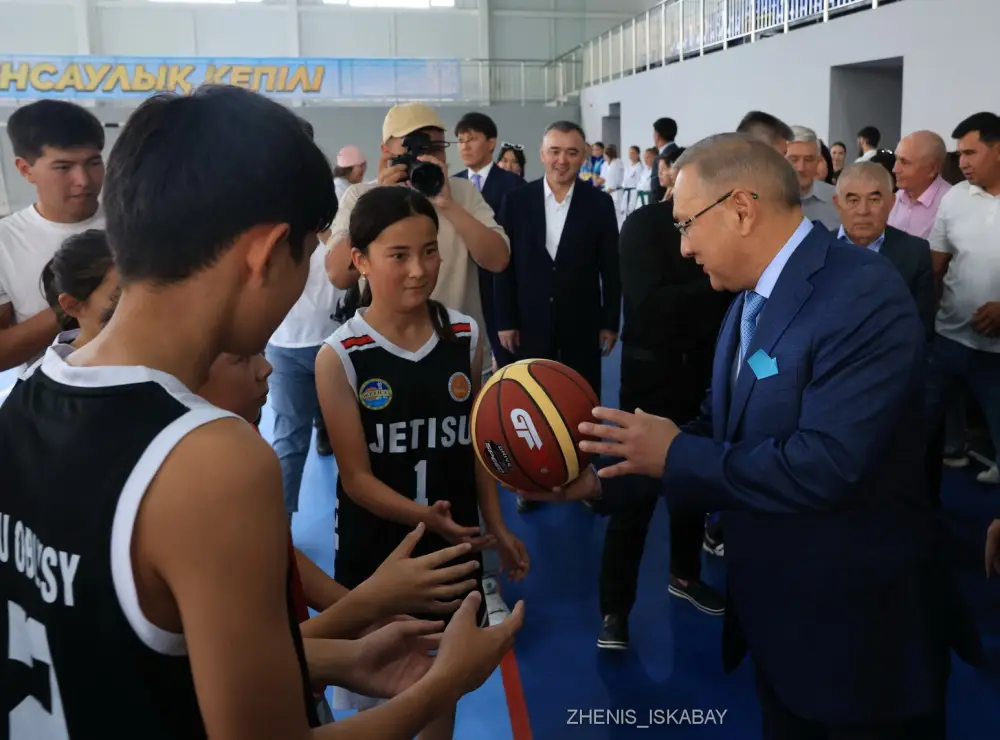 В области Жетісу за последние 3 года построено 32 новых спортобъекта, а 3 капитально отремонтированы (3)