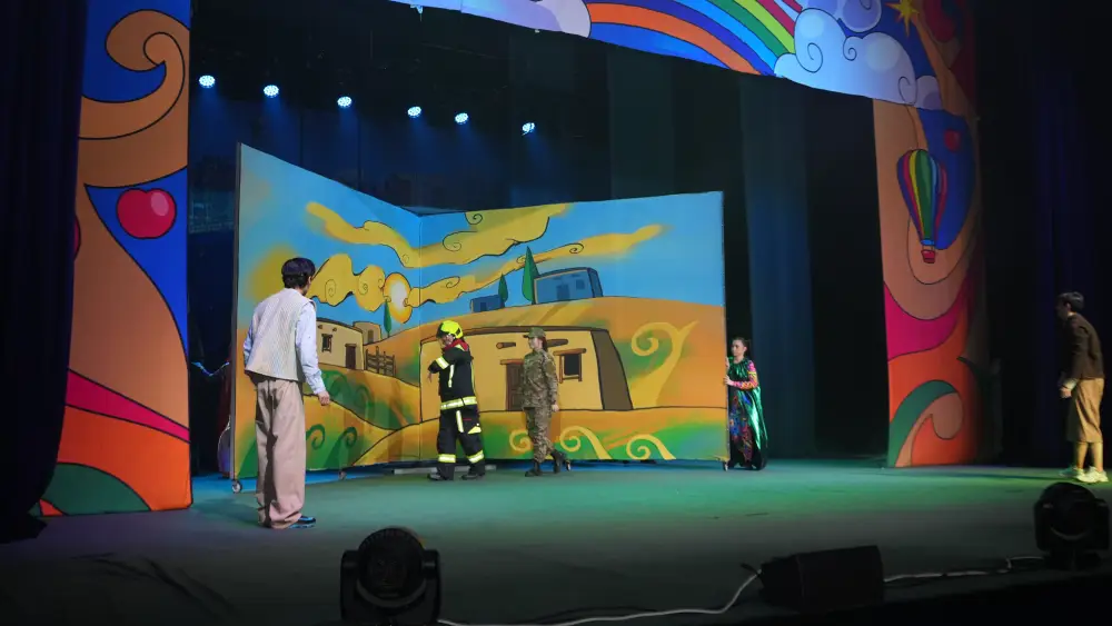 МЧС и театр объединяются ради безопасного будущего детей (5)