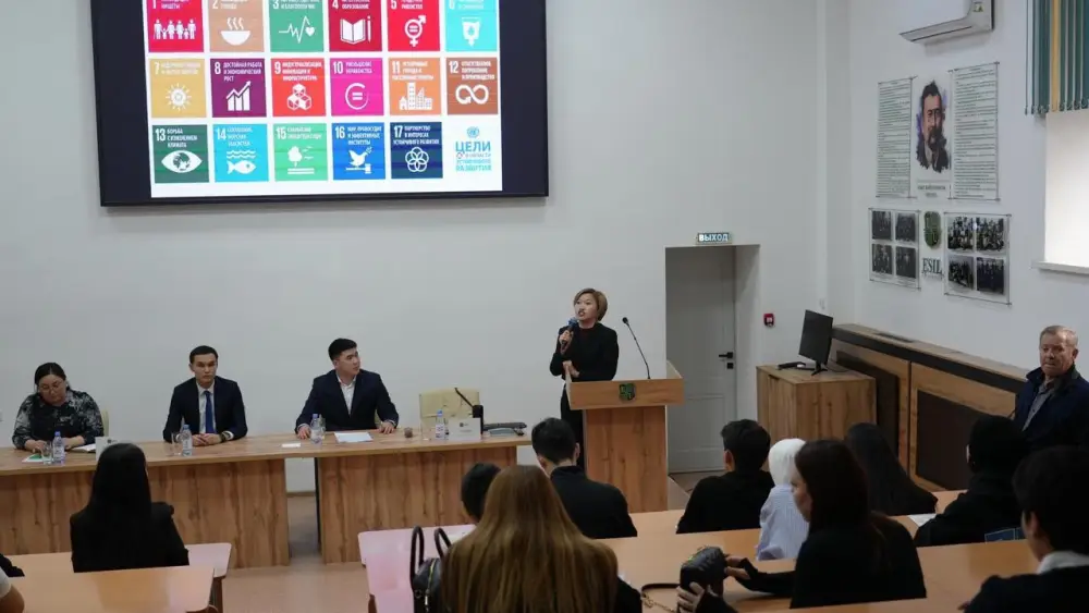 «Таза Қазақстан»: в Астане прошла лекция на тему «Экологическая чистота и гармония духовной чистоты» (9)