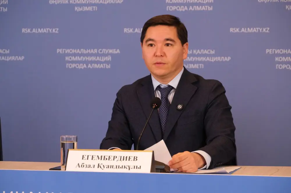 Свет в каждый двор: в Ауэзовском районе завершён проект по установке уличного освещения (3)