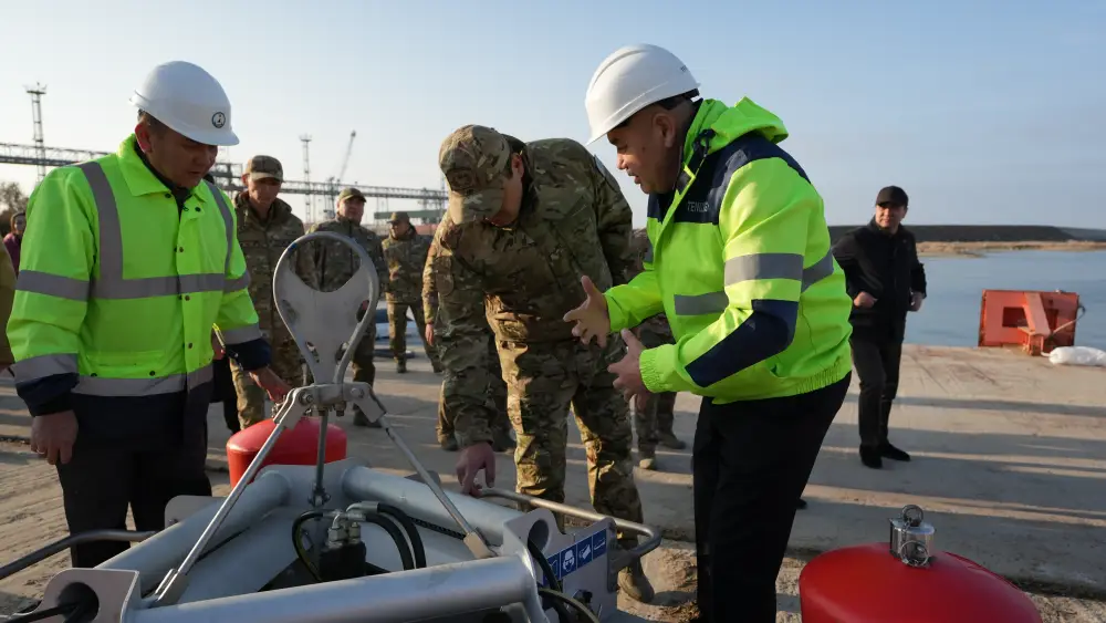 Глава МЧС посетил морской отряд «Теңіз жасағы» (4)